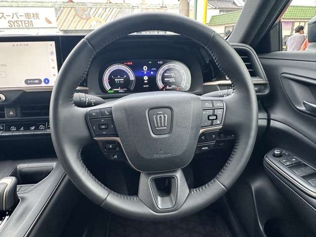 トヨタ クラウン　クロスオーバー　ハイブリッド ２．５ Ｇ Ｅ－ＦＯＵＲ ４ＷＤ R5年 (東海) 99