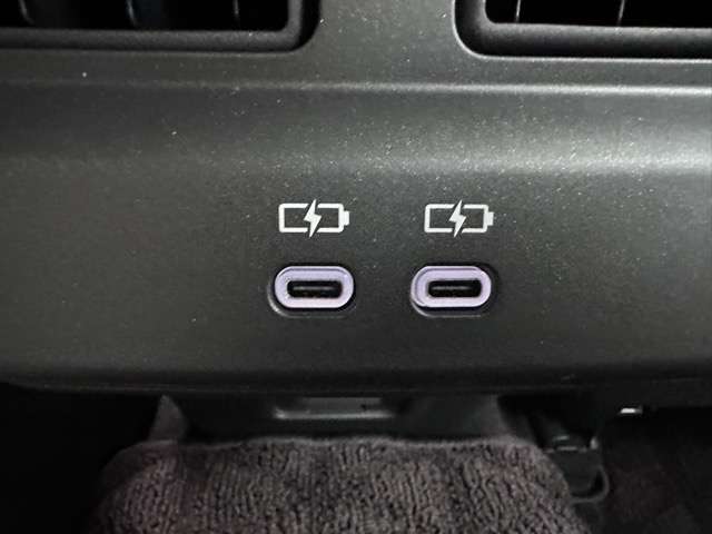 トヨタ クラウン　クロスオーバー　ハイブリッド ２．５ Ｇ Ｅ－ＦＯＵＲ ４ＷＤ R5年 (東海) 99