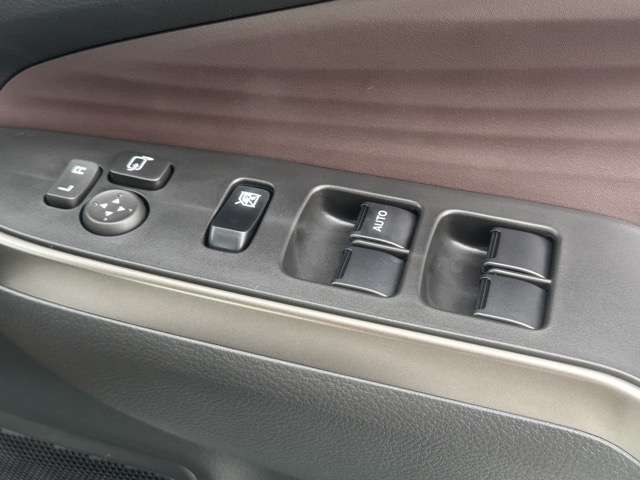 スズキ ソリオ １．２ バンディット ハイブリッド ＭＶ R7年 (東海) 99