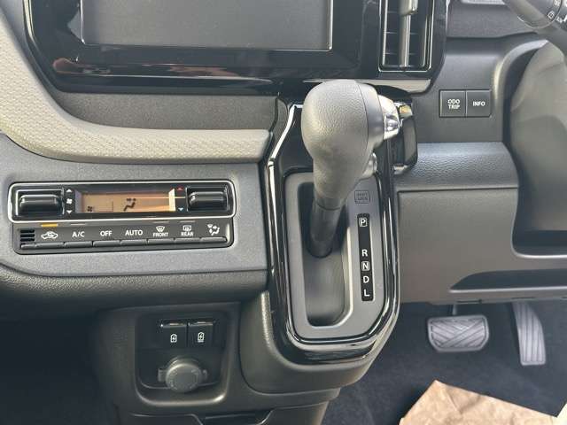 スズキ ソリオ １．２ ハイブリッド ＭＺ R7年 (東海) 99