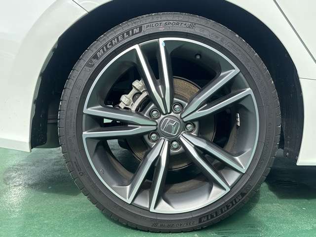 ホンダ シビック ２．０ Ｅ：ＨＥＶ ＥＸ R7年 (東海) 99