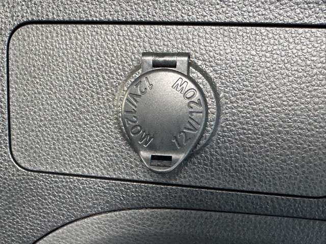 トヨタ ＲＡＶ４ ２．５ ハイブリッド Ｇ Ｅ－ＦＯＵＲ ４ＷＤ R4年 (東海) 99