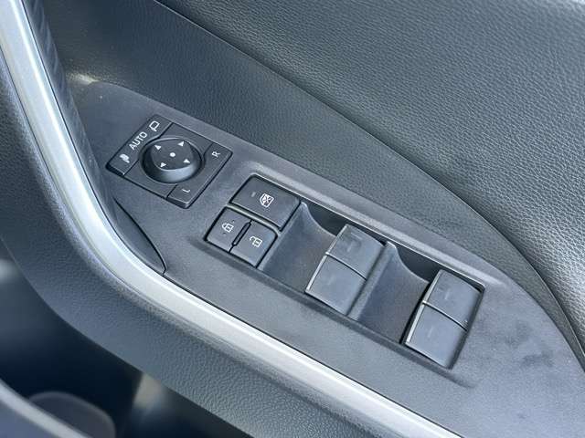 トヨタ ＲＡＶ４ ２．５ ハイブリッド Ｇ Ｅ－ＦＯＵＲ ４ＷＤ R4年 (東海) 99