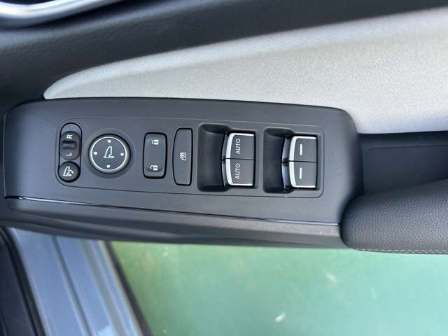 ホンダ シビック ２．０ Ｅ：ＨＥＶ ＬＸ R7年 (東海) 99