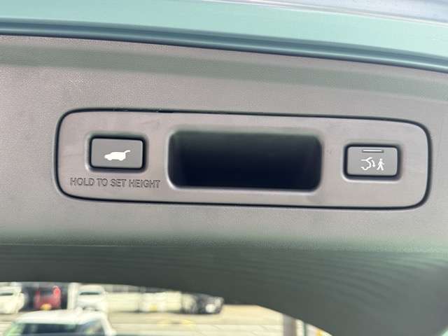 ホンダ ＺＲ－Ｖ ２．０ Ｅ：ＨＥＶ Ｚ ４ＷＤ R6年 (東海) 99