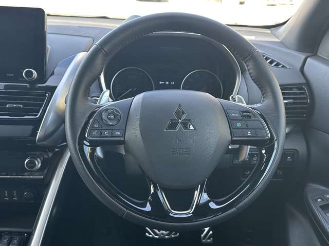 三菱 エクリプス　クロス　ＰＨＥＶ ＰＨＥＶ ２．４ Ｐ ４ＷＤ R4年 (東海) 99