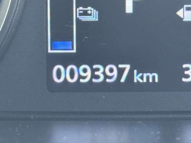 三菱 エクリプス　クロス　ＰＨＥＶ ＰＨＥＶ ２．４ Ｐ ４ＷＤ R4年 (東海) 99