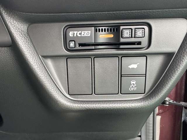 ホンダ ＺＲ－Ｖ ２．０ Ｅ：ＨＥＶ Ｚ R4年 (東海) 99