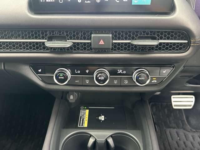 ホンダ ＺＲ－Ｖ ２．０ Ｅ：ＨＥＶ Ｚ R4年 (東海) 99