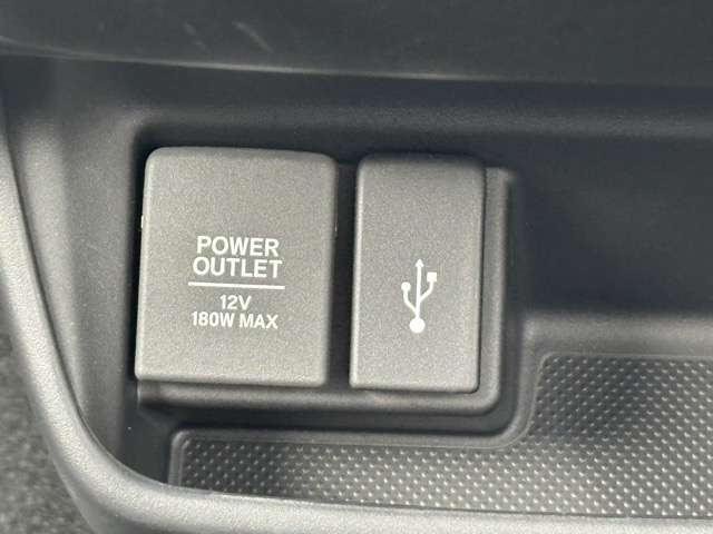 ホンダ フリード＋　ハイブリッド １．５ ハイブリッド Ｇ ブラックスタイル R5年 (東海) 99