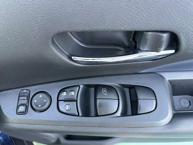 日産 キックス １．２ ＡＵＴＥＣＨ （Ｅ－ＰＯＷＥＲ） ４ＷＤ R4年 (東海) 99