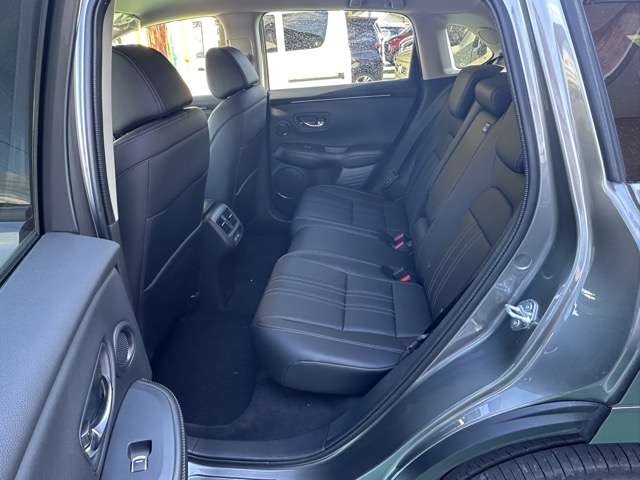 ホンダ ＺＲ－Ｖ ２．０ Ｅ：ＨＥＶ Ｚ R5年 (東海) 99