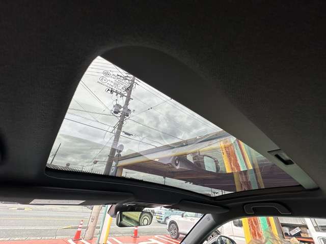 ホンダ ヴェゼル １．５ Ｅ：ＨＥＶ Ｚ プレイパッケージ R7年 (東海) 99