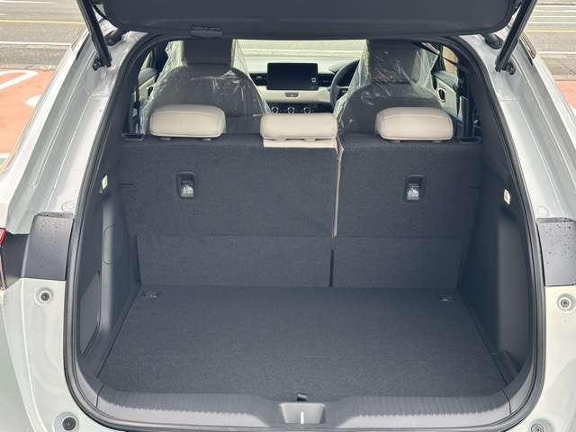 ホンダ ヴェゼル １．５ Ｅ：ＨＥＶ Ｚ プレイパッケージ R7年 (東海) 99