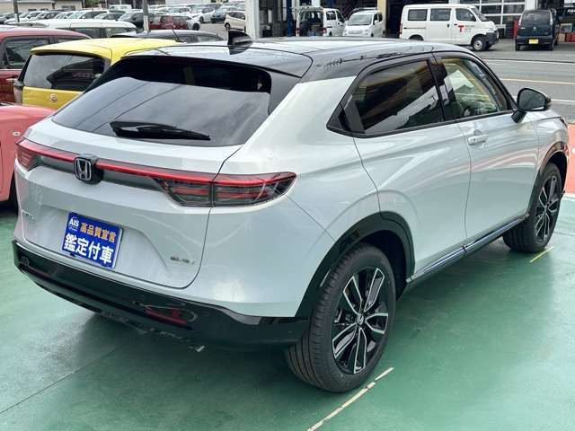 ホンダ ヴェゼル １．５ Ｅ：ＨＥＶ Ｚ プレイパッケージ R7年 (東海) 99