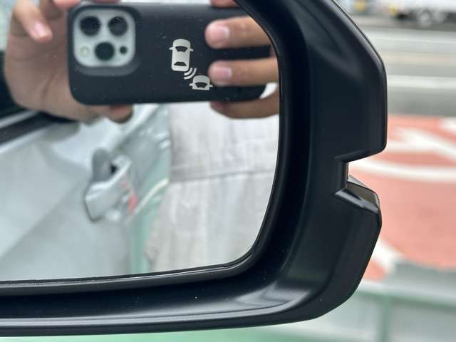 ホンダ ヴェゼル １．５ Ｅ：ＨＥＶ Ｚ プレイパッケージ R7年 (東海) 99