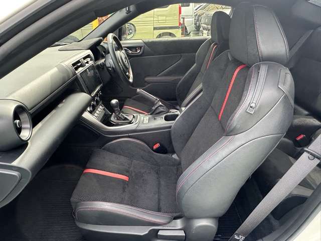 スバル ＢＲＺ ２．４ Ｓ R4年 (東海) 99