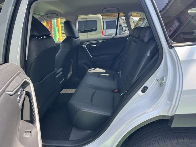 トヨタ ＲＡＶ４ ２．０ Ｇ ４ＷＤ R5年 (東海) 99