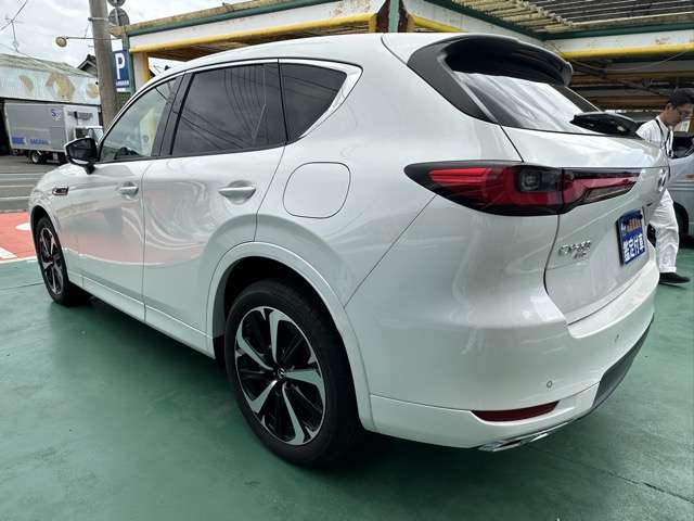 マツダ ＣＸ−６０　ＰＨＥＶ ２．５ ＰＨＥＶ プレミアム モダン ４ＷＤ R4年 (東海) 99