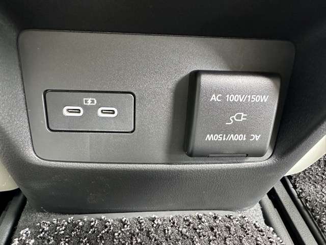 マツダ ＣＸ−６０　ＰＨＥＶ ２．５ ＰＨＥＶ プレミアム モダン ４ＷＤ R4年 (東海) 99