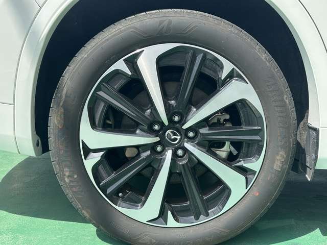 マツダ ＣＸ−６０　ＰＨＥＶ ２．５ ＰＨＥＶ プレミアム モダン ４ＷＤ R4年 (東海) 99
