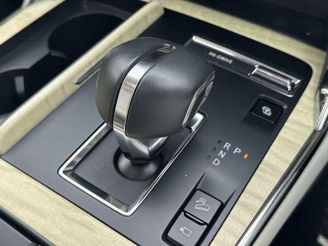 マツダ ＣＸ−６０　ＰＨＥＶ ２．５ ＰＨＥＶ プレミアム モダン ４ＷＤ R4年 (東海) 99