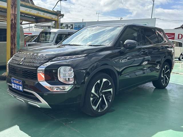 三菱 アウトランダーＰＨＥＶ ＰＨＥＶ ２．４ Ｐ ４ＷＤ R4年 (東海) 99