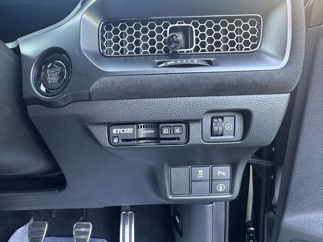 ホンダ シビック ２．０ レーシングブラックパッケージ R7年 (東海) 99