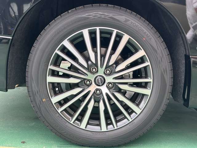 日産 エルグランド ２．５ ２５０ハイウェイスター プレミアム R7年 (東海) 99