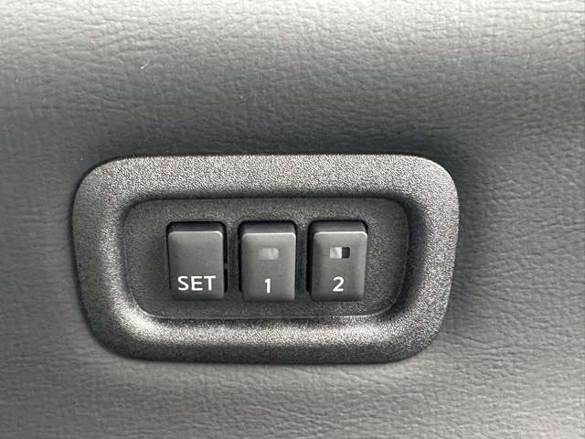 日産 エルグランド ２．５ ２５０ハイウェイスター プレミアム R7年 (東海) 99