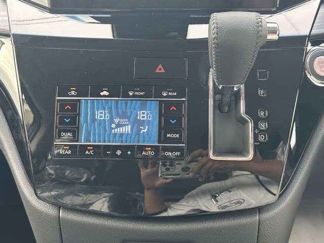 日産 エルグランド ２．５ ２５０ハイウェイスター プレミアム R7年 (東海) 99