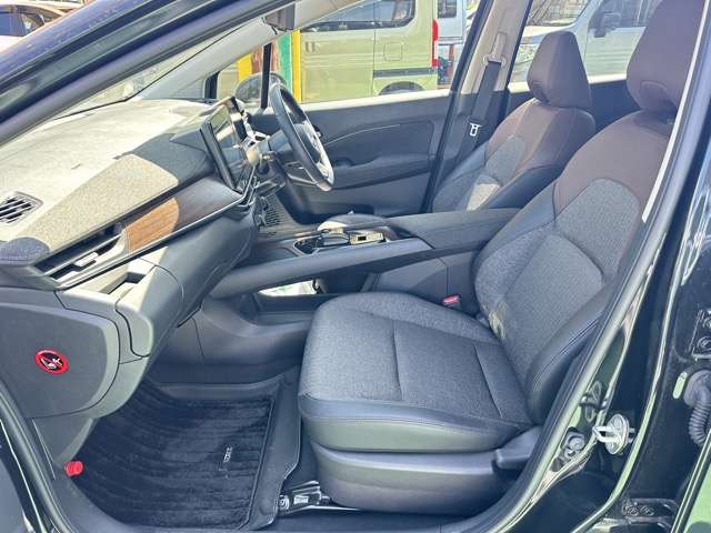 日産 ノートオーラ １．２ Ｇ R5年 (東海) 99