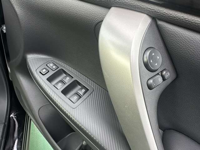 三菱 エクリプス　クロス １．５ Ｐ R5年 (東海) 99