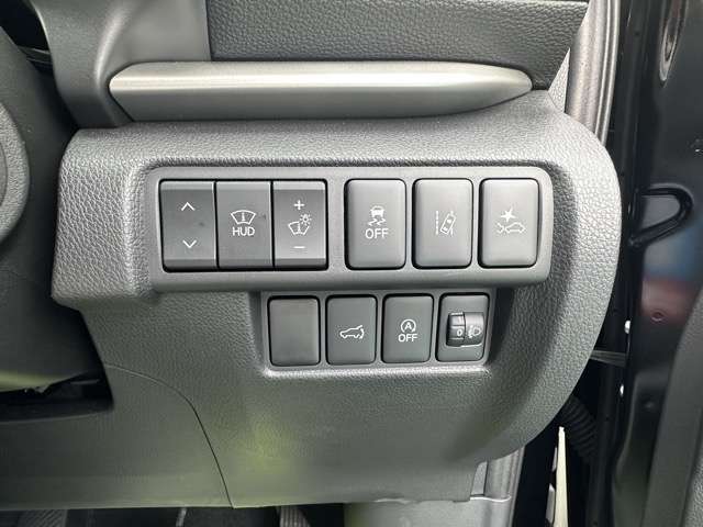 三菱 エクリプス　クロス １．５ Ｐ R5年 (東海) 99