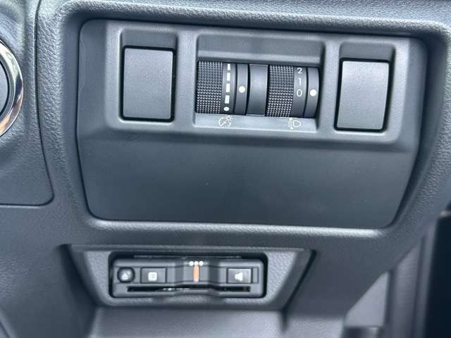 スバル インプレッサ　ハイブリッド ２．０ ＳＴ－Ｇ R6年 (東海) 99