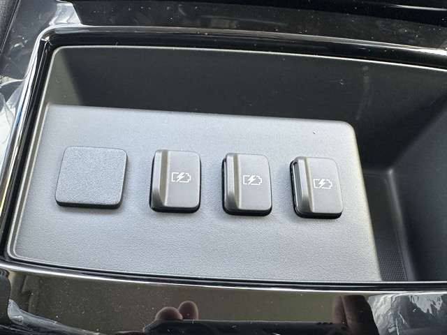 日産 エルグランド ２．５ ２５０ハイウェイスターＳ R7年 (東海) 99