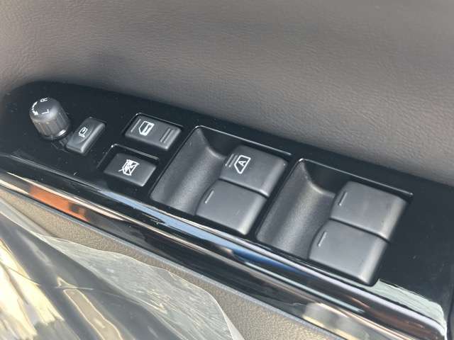 日産 エルグランド ２．５ ２５０ハイウェイスターＳ R7年 (東海) 99