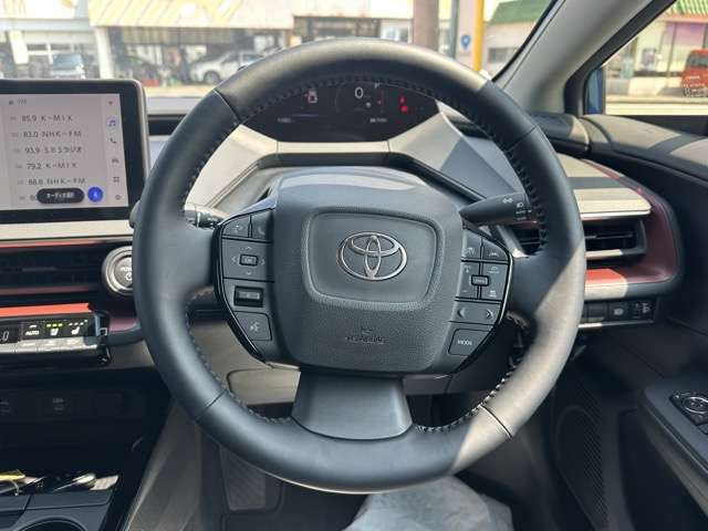 トヨタ プリウス ２．０ Ｚ R5年 (東海) 99