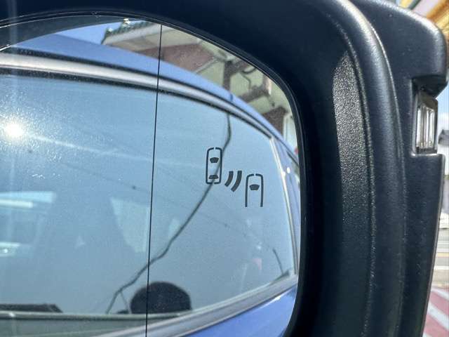 トヨタ プリウス ２．０ Ｚ R5年 (東海) 99