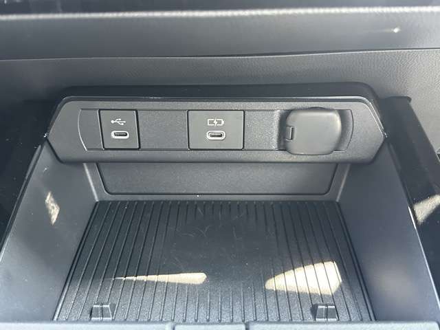 トヨタ プリウス ２．０ Ｚ R5年 (東海) 99