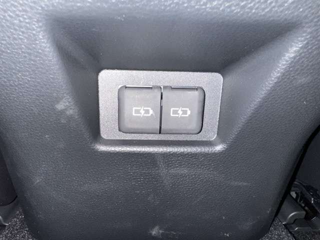 トヨタ ハリアー　ハイブリッド ２．５ ハイブリッド Ｚ レザーパッケージ R5年 (東海) 99