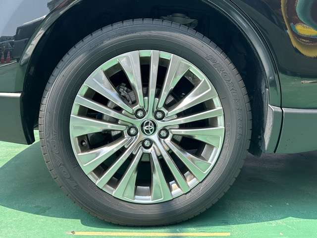 トヨタ ハリアー　ハイブリッド ２．５ ハイブリッド Ｚ レザーパッケージ R5年 (東海) 99