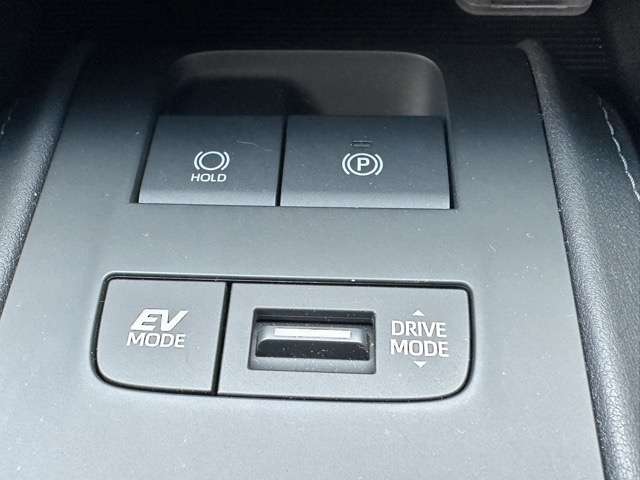 トヨタ ハリアー　ハイブリッド ２．５ ハイブリッド Ｚ レザーパッケージ R5年 (東海) 99