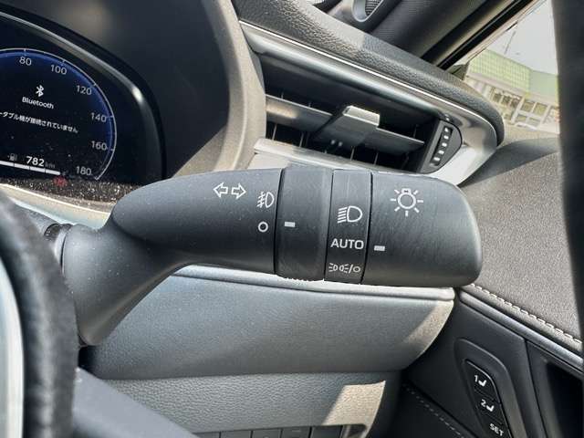 トヨタ ハリアー　ハイブリッド ２．５ ハイブリッド Ｚ レザーパッケージ R5年 (東海) 99