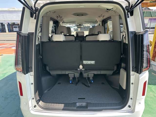 日産 セレナ ２．０ Ｘ R5年 (東海) 99