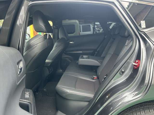 トヨタ ハリアーＰＨＥＶ ２．５ プラグインハイブリッド Ｚ Ｅ－ＦＯＵＲ ４ＷＤ R5年 (東海) 99