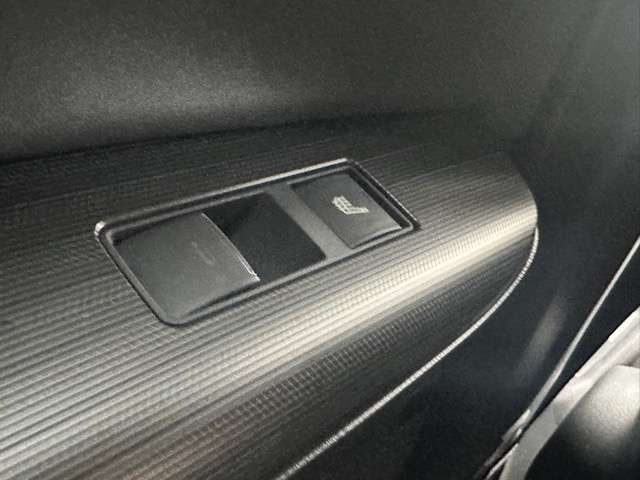 トヨタ ハリアーＰＨＥＶ ２．５ プラグインハイブリッド Ｚ Ｅ－ＦＯＵＲ ４ＷＤ R5年 (東海) 99