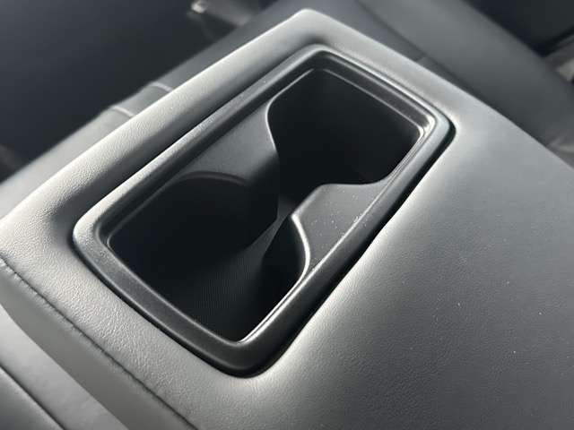 トヨタ ハリアーＰＨＥＶ ２．５ プラグインハイブリッド Ｚ Ｅ－ＦＯＵＲ ４ＷＤ R5年 (東海) 99