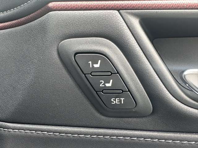 トヨタ ハリアーＰＨＥＶ ２．５ プラグインハイブリッド Ｚ Ｅ－ＦＯＵＲ ４ＷＤ R5年 (東海) 99