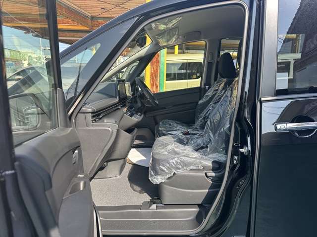 日産 セレナ ２．０ Ｘ R7年 (東海) 99